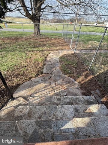 6245 MIDDLEBURG RD, Keymar, MD 21757