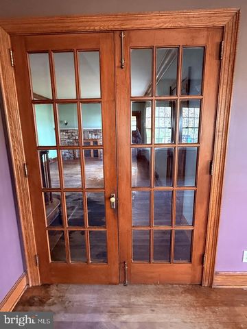 6245 MIDDLEBURG RD, Keymar, MD 21757