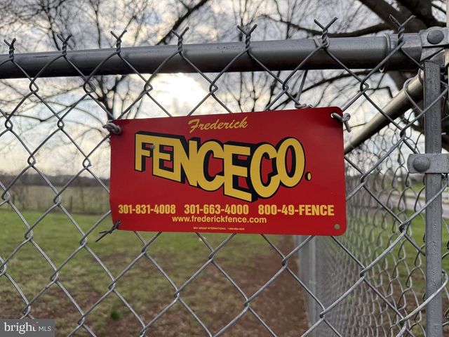 6245 MIDDLEBURG RD, Keymar, MD 21757