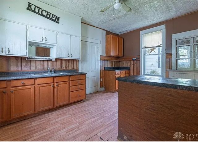 1322 Linden Avenue, Springfield, OH 45505
