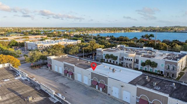 13500 SW 134th Avenue 4A, Miami, FL 33186