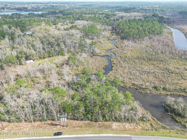 Menge Avenue, Pass Christian, MS 39571