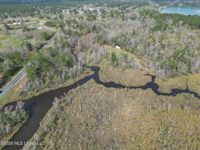 Menge Avenue, Pass Christian, MS 39571