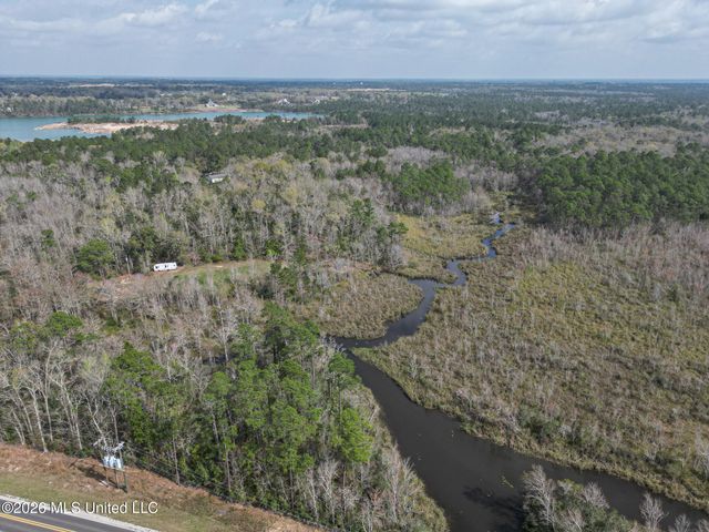 Menge Avenue, Pass Christian, MS 39571