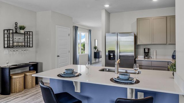 5584 TAVERNA LOOP, Winter Haven, FL 33884
