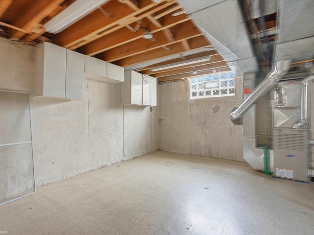 429 W Bloomfield Avenue, Royal Oak, MI 48073