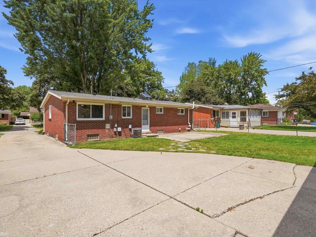 429 W Bloomfield Avenue, Royal Oak, MI 48073