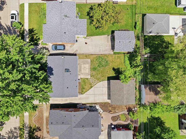 429 W Bloomfield Avenue, Royal Oak, MI 48073