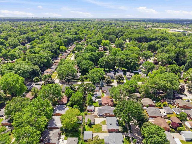 429 W Bloomfield Avenue, Royal Oak, MI 48073