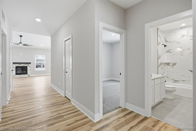 23150 Waterview Drive, New Boston, MI 48164