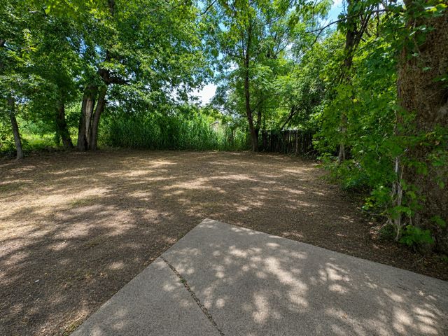 1309 S Riverside Drive, Fort Worth, TX 76104