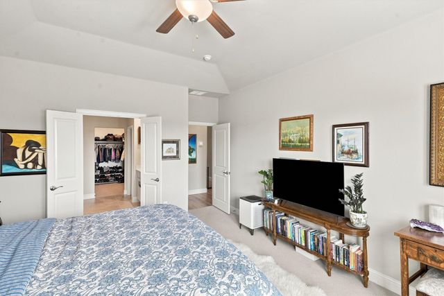 5525 Summit Creek Road, Fort Worth, TX 76126