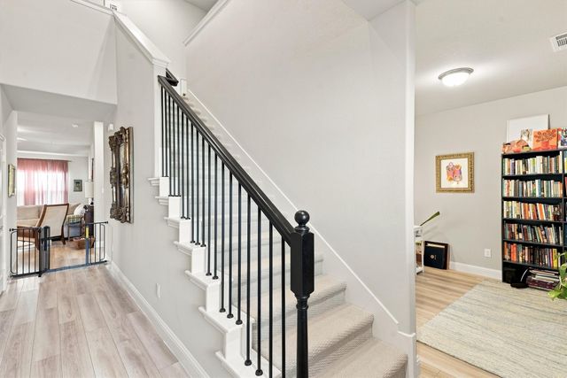 5525 Summit Creek Road, Fort Worth, TX 76126