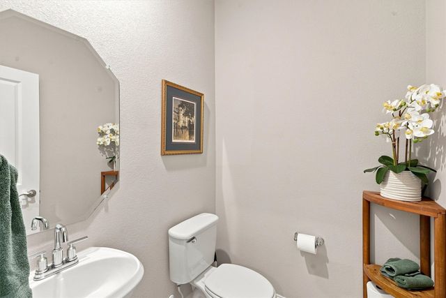 5525 Summit Creek Road, Fort Worth, TX 76126