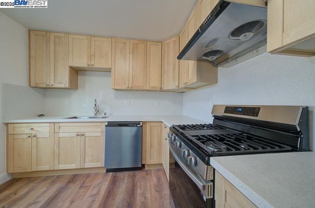 1646 Brookside Dr, San Leandro, CA 94577