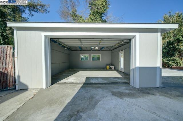 1646 Brookside Dr, San Leandro, CA 94577