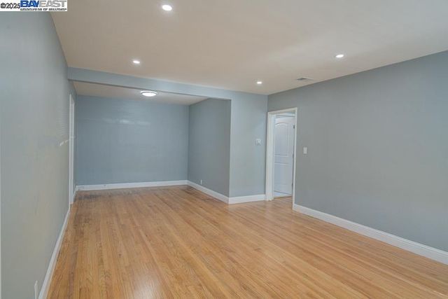 1646 Brookside Dr, San Leandro, CA 94577