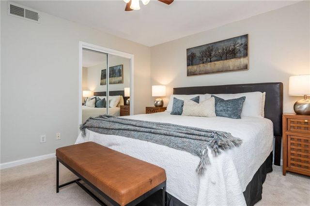 6940 Roswell Road B4, Sandy Springs, GA 30328