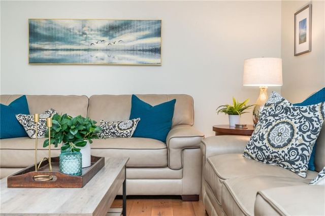 6940 Roswell Road B4, Sandy Springs, GA 30328