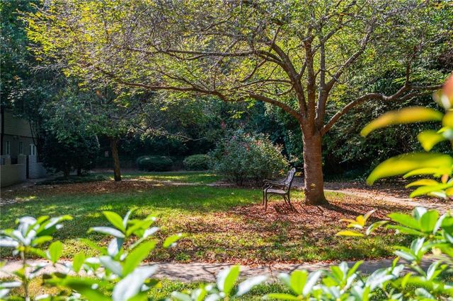 6940 Roswell Road B4, Sandy Springs, GA 30328