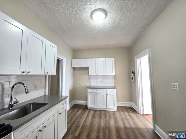 321 79th Street 29, North Bergen, NJ 07047