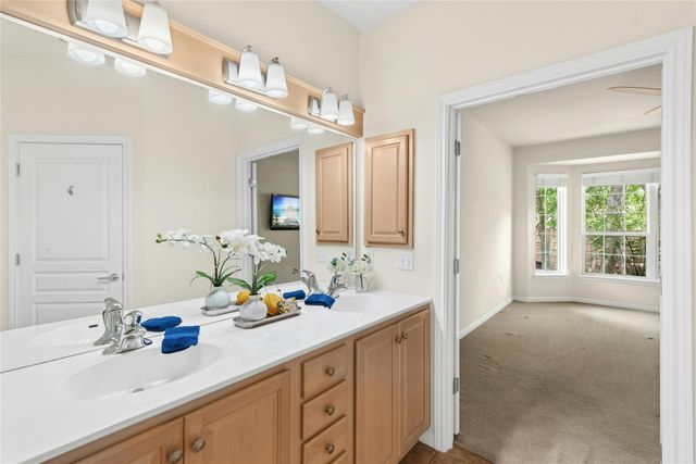 100 Vail CT, Georgetown, TX 78633