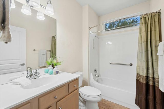 100 Vail CT, Georgetown, TX 78633