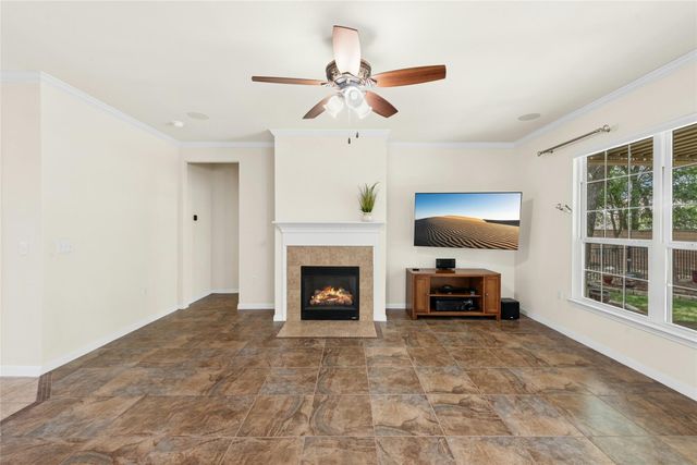 100 Vail CT, Georgetown, TX 78633
