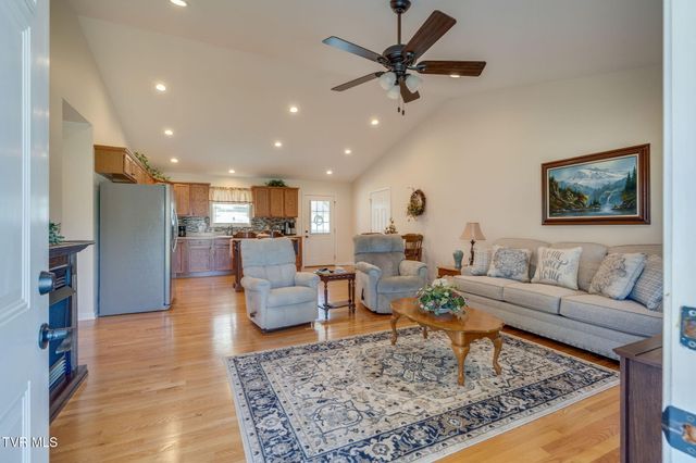 171 Echo Drive, Elizabethton, TN 37643