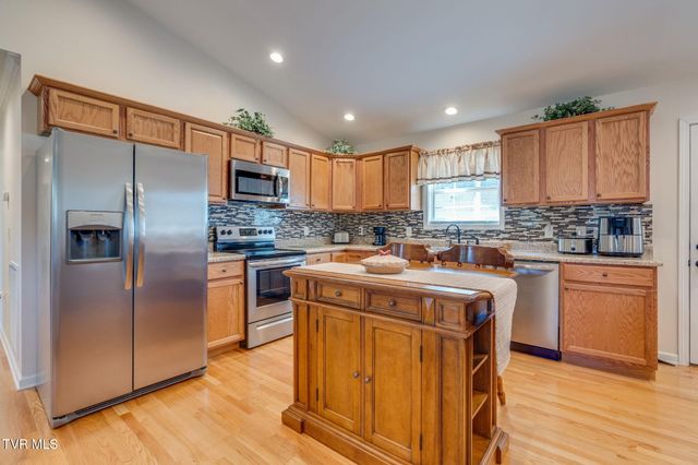 171 Echo Drive, Elizabethton, TN 37643