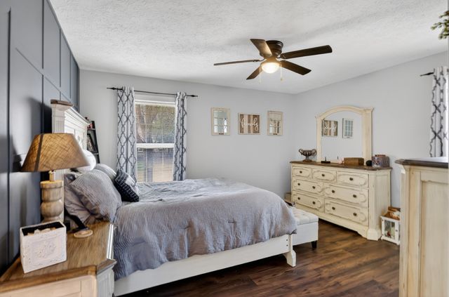 104 Grassmere Ct, Portland, TN 37148