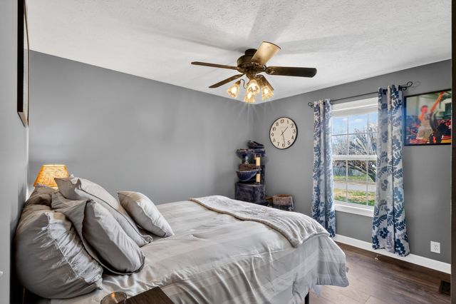 104 Grassmere Ct, Portland, TN 37148