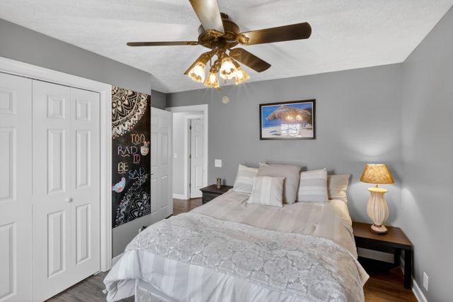 104 Grassmere Ct, Portland, TN 37148