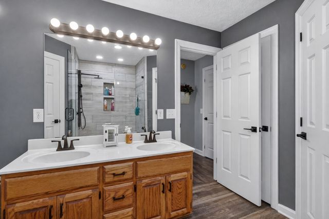 104 Grassmere Ct, Portland, TN 37148