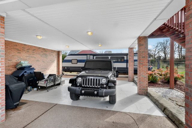 104 Grassmere Ct, Portland, TN 37148