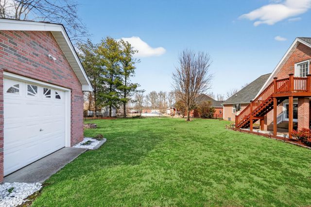 104 Grassmere Ct, Portland, TN 37148