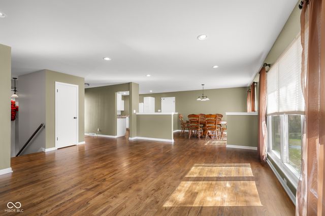 8421 W Old Nashville Road, Columbus, IN 47201