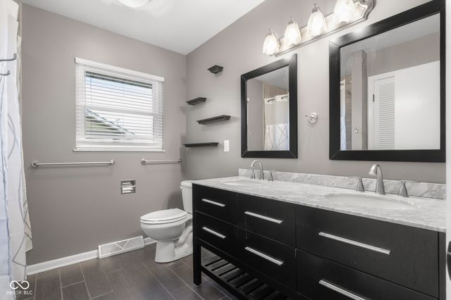 8421 W Old Nashville Road, Columbus, IN 47201