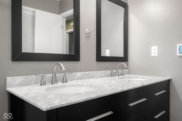 8421 W Old Nashville Road, Columbus, IN 47201