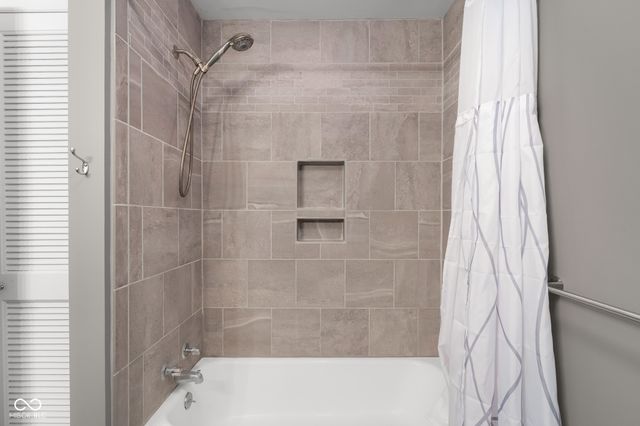 8421 W Old Nashville Road, Columbus, IN 47201