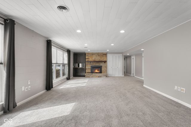 8421 W Old Nashville Road, Columbus, IN 47201