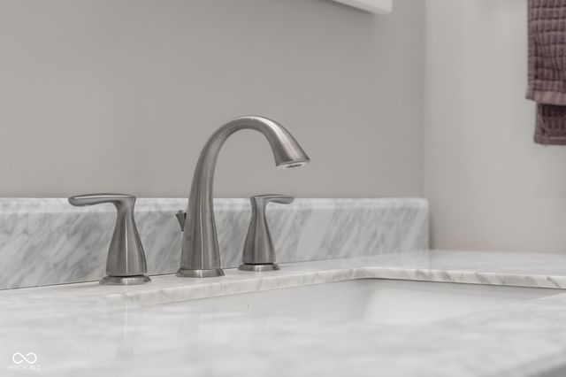 8421 W Old Nashville Road, Columbus, IN 47201