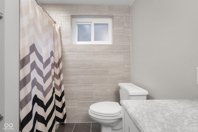 8421 W Old Nashville Road, Columbus, IN 47201