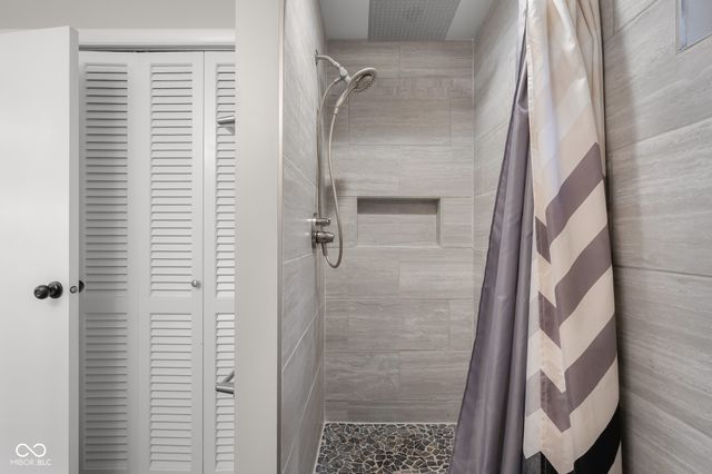 8421 W Old Nashville Road, Columbus, IN 47201