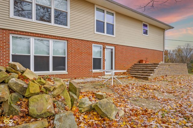 8421 W Old Nashville Road, Columbus, IN 47201