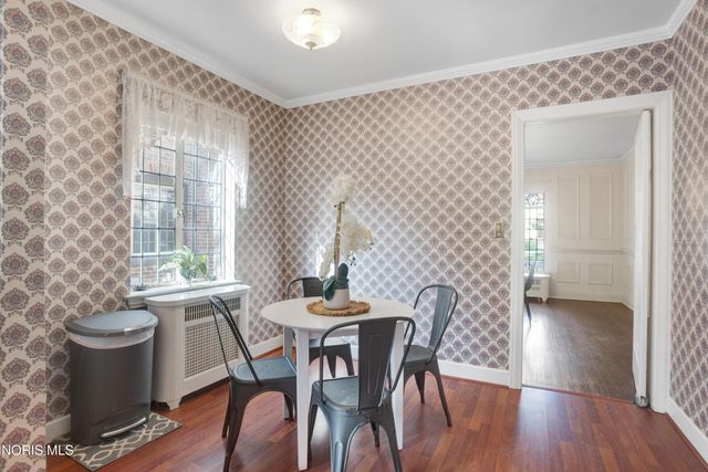 2542 Meadowwood Drive, Toledo, OH 43606