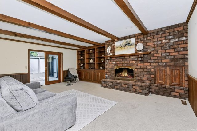 51200 Pheasant Run Drive, Granger, IN 46530
