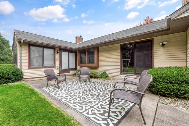 51200 Pheasant Run Drive, Granger, IN 46530