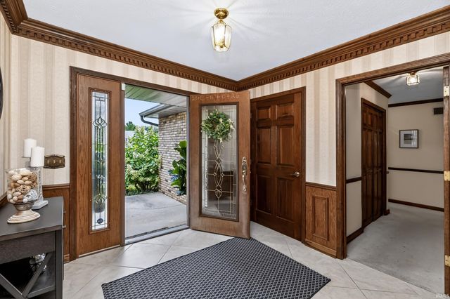 51200 Pheasant Run Drive, Granger, IN 46530