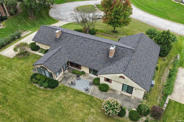 51200 Pheasant Run Drive, Granger, IN 46530